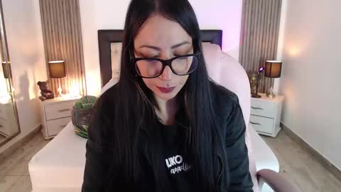 SAM MANSON online show from February 5, 2025, 12:06 pm