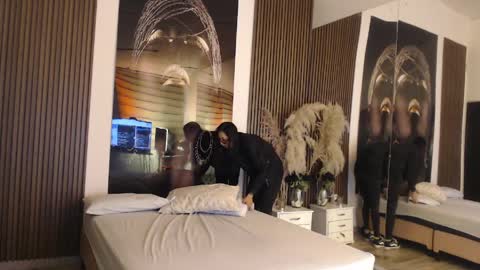 SAM MANSON online show from April 4, 2026, 5:54 pm