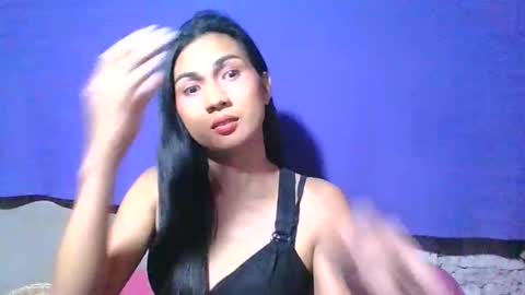 Snapshot of sam_mitinair chatting on May 24, 2026, 8:03 pm sam online show from May 24, 2026, 8:03 pm