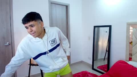 sam_tnt9 online show from April 17, 2026, 5:38 pm