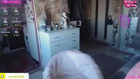 Marry online show from October 31, 2025, 9:43 am