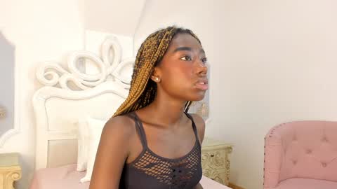 Samanta online show from February 8, 2025, 7:27 pm