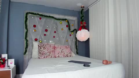 Samanta... online show from January 4, 2025, 7:44 pm