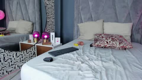 Samanta... online show from January 14, 2025, 11:27 pm