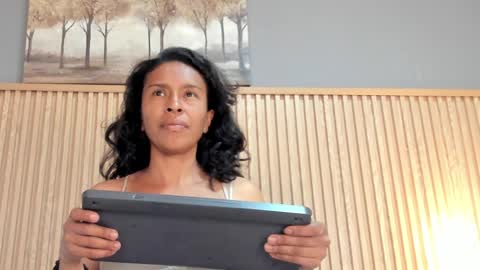 samantha_duart3 online show from April 4, 2026, 12:46 pm