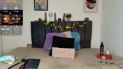 Samantha online show from November 9, 2025, 2:21 am