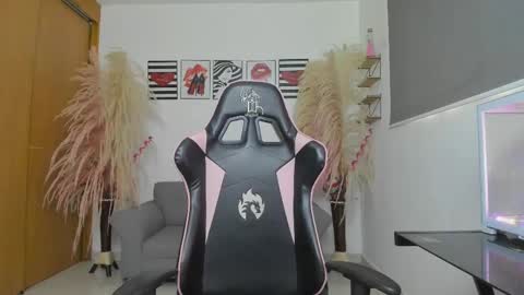 Samantha ga online show from February 12, 2025, 8:18 pm