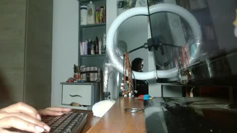 samantha singh1 online show from May 26, 2026, 7:48 am
