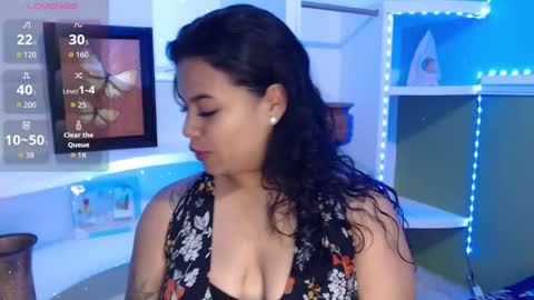 Snapshot of samantha_smiithh chatting on October 13, 2025, 9:48 pm samantha_smiithh online show from October 13, 2025, 9:48 pm