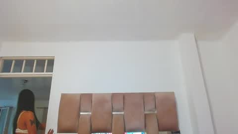 Salome Vargas online show from February 2, 2026, 5:17 am