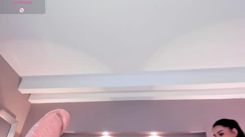  Samanthaa online show from February 6, 2025, 7:02 am