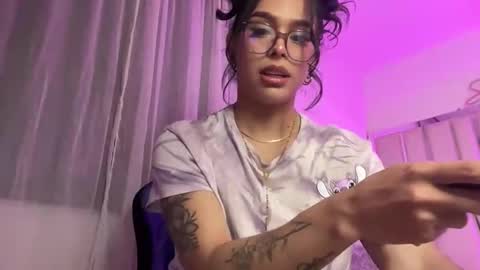 Samantha Bernardo online show from May 26, 2026, 3:13 am