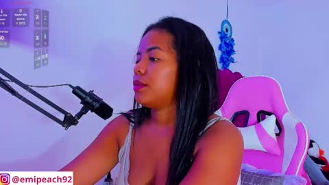 Samantha Bloom  online show from November 1, 2025, 1:07 am