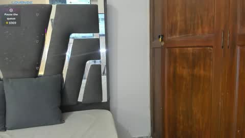 samanthahill_ online show from February 9, 2026, 9:08 pm