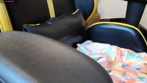 samanthahoteer96 online show from November 26, 2025, 3:24 pm