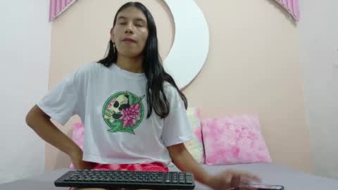 Snapshot of samanthalaurent chatting on May 28, 2026, 7:11 pm samanthalaurent online show from May 28, 2026, 7:11 pm