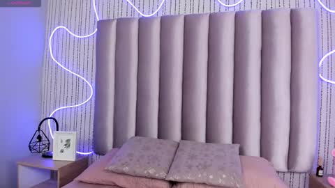 Alejandra  online show from February 10, 2026, 12:31 pm