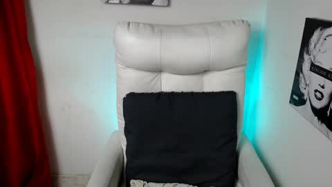 Samantha online show from January 3, 2025, 7:18 pm