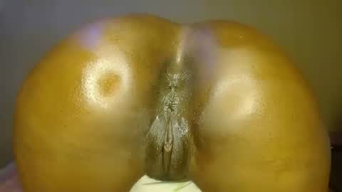 manth online show from November 9, 2025, 6:39 pm