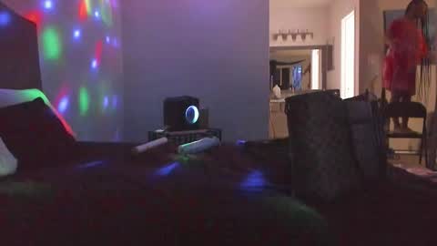 Yaya online show from February 22, 2026, 2:13 am