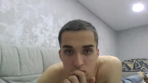 multitooman online show from April 18, 2026, 4:55 pm