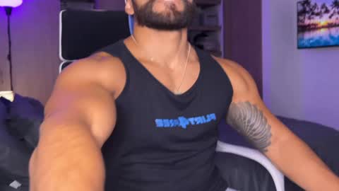 Snapshot of samdornan chatting on January 10, 2025, 4:09 pm Sam Dornan online show from January 10, 2025, 4:09 pm