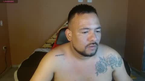 Snapshot of samdread chatting on February 17, 2026, 11:33 pm SAM DREAD online show from February 17, 2026, 11:33 pm