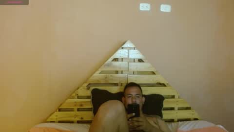 Snapshot of samdread chatting on February 19, 2026, 11:56 pm SAM DREAD online show from February 19, 2026, 11:56 pm