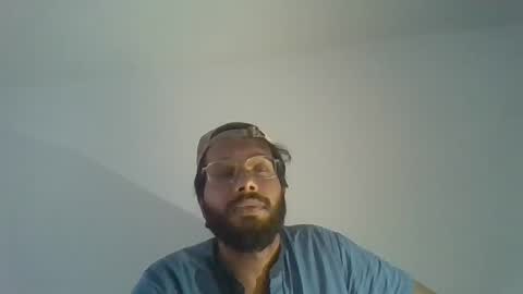 sameerator22960 online show from November 18, 2025, 9:41 pm