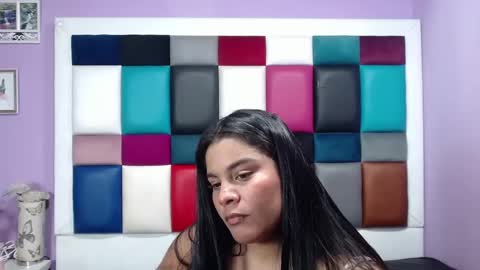 Snapshot of samevanshot chatting on January 15, 2025, 2:49 am samevanshot online show from January 15, 2025, 2:49 am