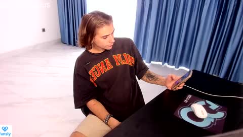 Snapshot of samgorgeous chatting on February 17, 2025, 10:29 am Fansly - Top4fans online show from February 17, 2025, 10:29 am