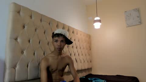 Snapshot of samir_19x chatting on July 15, 2026, 7:52 pm samir_19x online show from July 15, 2026, 7:52 pm