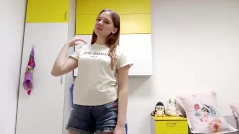 samirasosinski online show from March 31, 2026, 2:28 pm