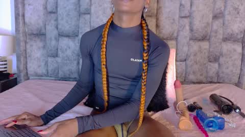 Snapshot of samirths_boy_ chatting on February 20, 2026, 7:03 pm samirths_boy_ online show from February 20, 2026, 7:03 pm