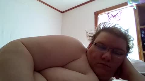 Snapshot of sammiejean85 chatting on March 9, 2025, 6:00 pm SammieJean online show from March 9, 2025, 6:00 pm