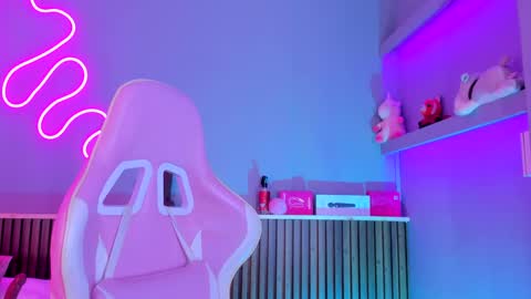 Snapshot of sammy__rose chatting on April 19, 2026, 9:08 am Sammy Rose online show from April 19, 2026, 9:08 am