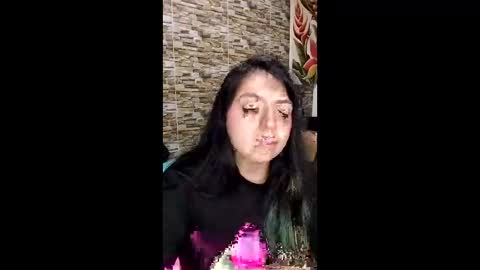 Samantha online show from April 19, 2026, 3:06 am