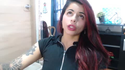 katalina KATA  online show from January 14, 2025, 9:51 pm