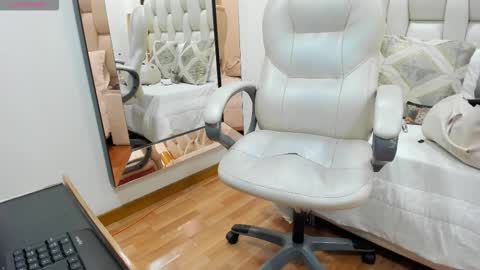 Sammy online show from October 22, 2025, 6:29 pm