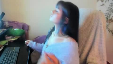   online show from October 29, 2025, 10:50 am