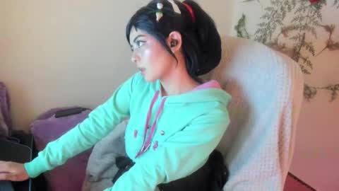   online show from November 2, 2025, 2:47 am