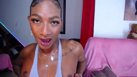 Snapshot of samny_doll369 chatting on May 1, 2026, 10:03 pm Samy doll online show from May 1, 2026, 10:03 pm