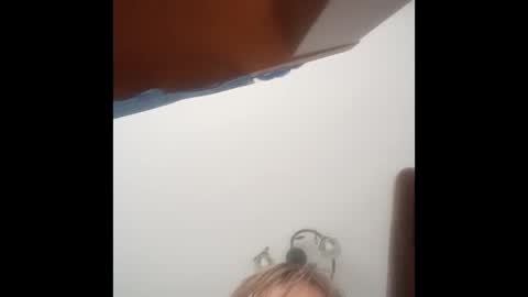 Snapshot of samotna38 chatting on February 25, 2026, 7:07 am samotna38 online show from February 25, 2026, 7:07 am