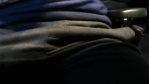 samsoncando1 online show from February 13, 2026, 8:21 am