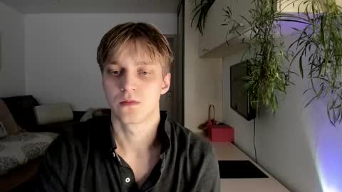 Sam online show from October 1, 2025, 9:37 am