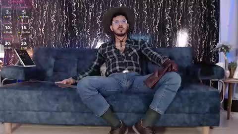 Snapshot of samuelcoopper chatting on October 28, 2025, 1:58 pm Samuel Coopper online show from October 28, 2025, 1:58 pm