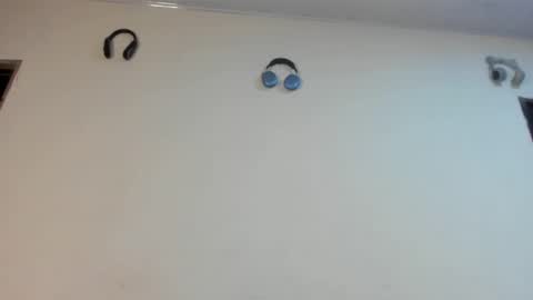 Snapshot of samyyriverss chatting on December 20, 2024, 5:57 am Samy and Valery online show from December 20, 2024, 5:57 am