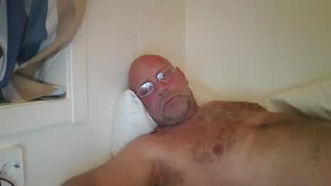 sandnesrune523 online show from November 13, 2025, 6:12 am