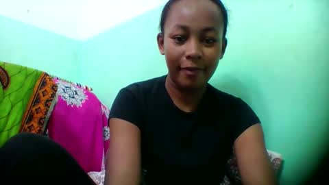 sandra1253099 online show from December 18, 2025, 6:41 am