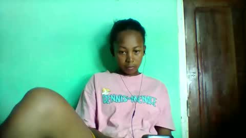 Snapshot of sandra1253099 chatting on April 11, 2026, 6:07 am sandra1253099 online show from April 11, 2026, 6:07 am